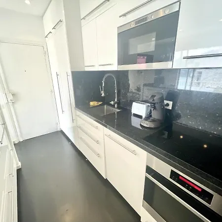 Delfin Apartment *