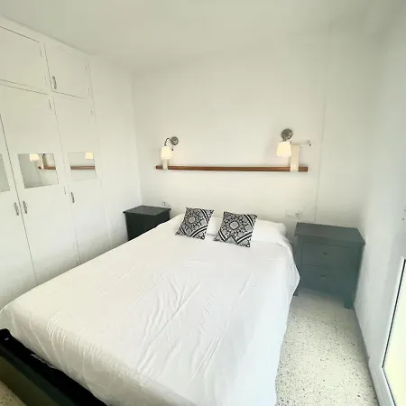 Delfin Apartment *